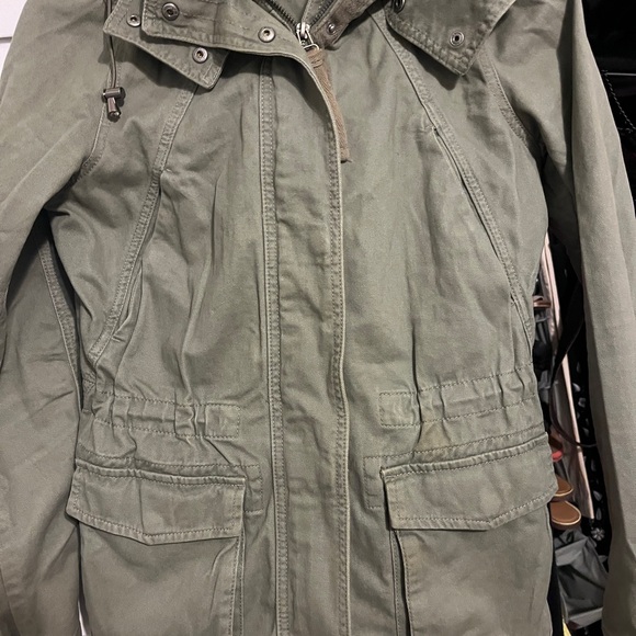 Logg jacket. Size 6. Khaki. - Picture 4 of 4